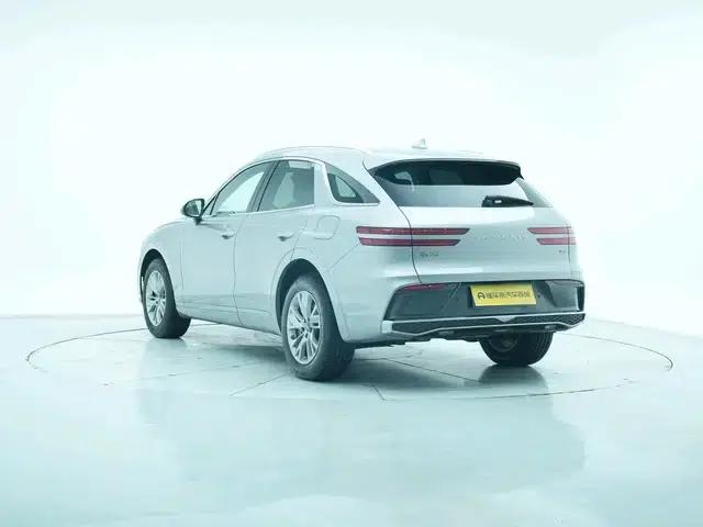 Genesis GV70 2025 2.5T Rear-Wheel Drive Luxury Edition — миниатюра 5