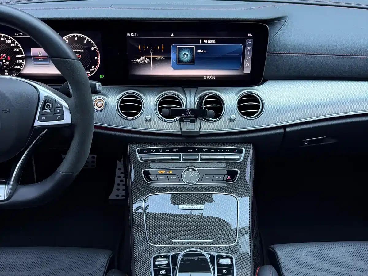 2017 Mercedes-Benz E-Class AMG 43 4MATIC Special Edition — миниатюра 13