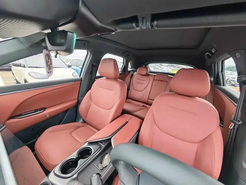 Jihu Alphard T5 2026 Range Extended Edition 1215 Enjoy Edition — миниатюра 23