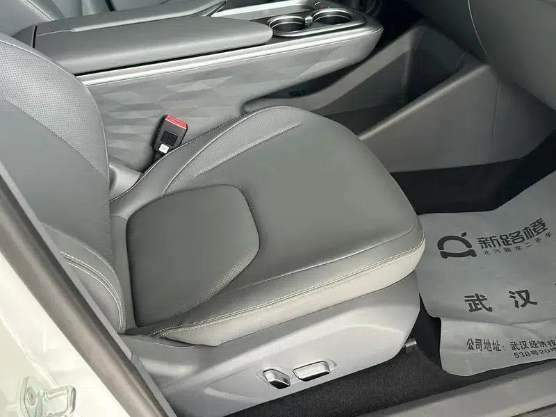 Jihu Alphard T5 2026 Range Extended Edition 1215 Smart Edition — миниатюра 14