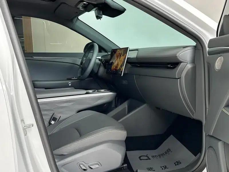Jihu Alphard T5 2026 Range Extended Edition 1215 Smart Edition — миниатюра 20