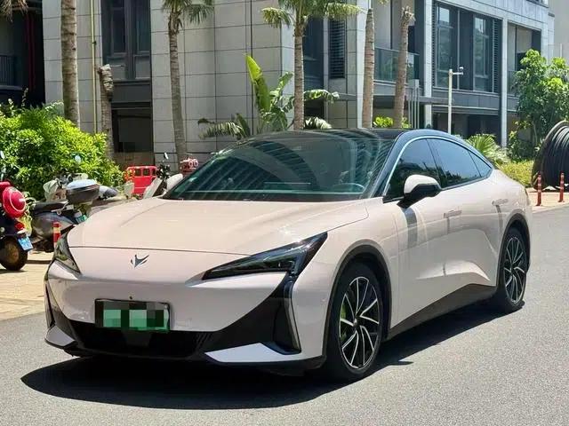 Jihu Alphard S5 2024 Model 560MAX 185kW