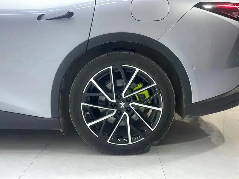 Jihu Alphard S5 2025 Model 560MAX 185kW — миниатюра 9