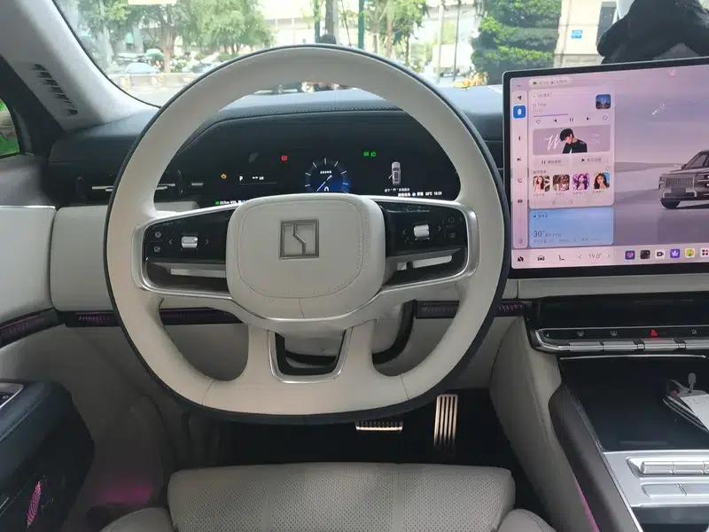 ZEEKR 9X 2025 Max Edition 55kWh — миниатюра 11