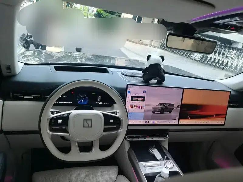 ZEEKR 9X 2025 Max Edition 55kWh — миниатюра 10