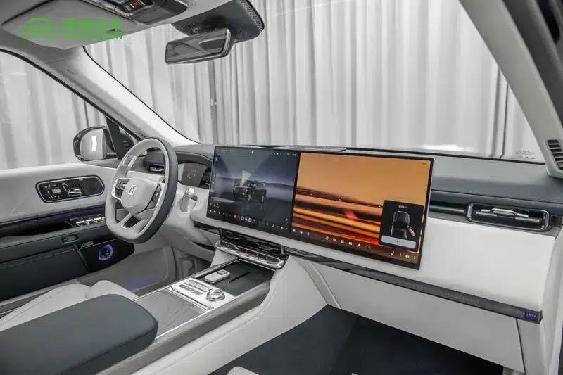 ZEEKR 9X 2025 Hyper Edition 70kWh — миниатюра 17