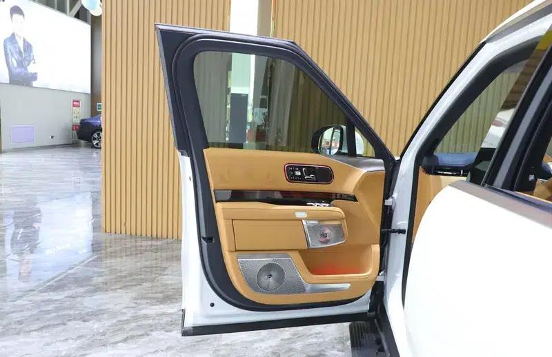 ZEEKR 9X 2025 Hyper Edition 70kWh — миниатюра 21