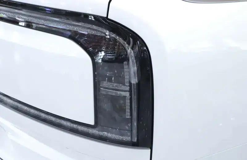 ZEEKR 9X 2025 Hyper Edition 70kWh — миниатюра 10
