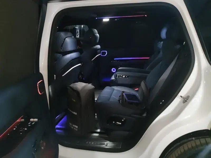 ZEEKR 9X 2025 Hyper Edition 70kWh — миниатюра 9