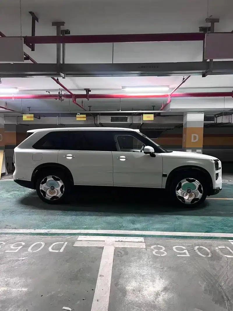 ZEEKR 9X 2025 Hyper Edition 70kWh — миниатюра 4