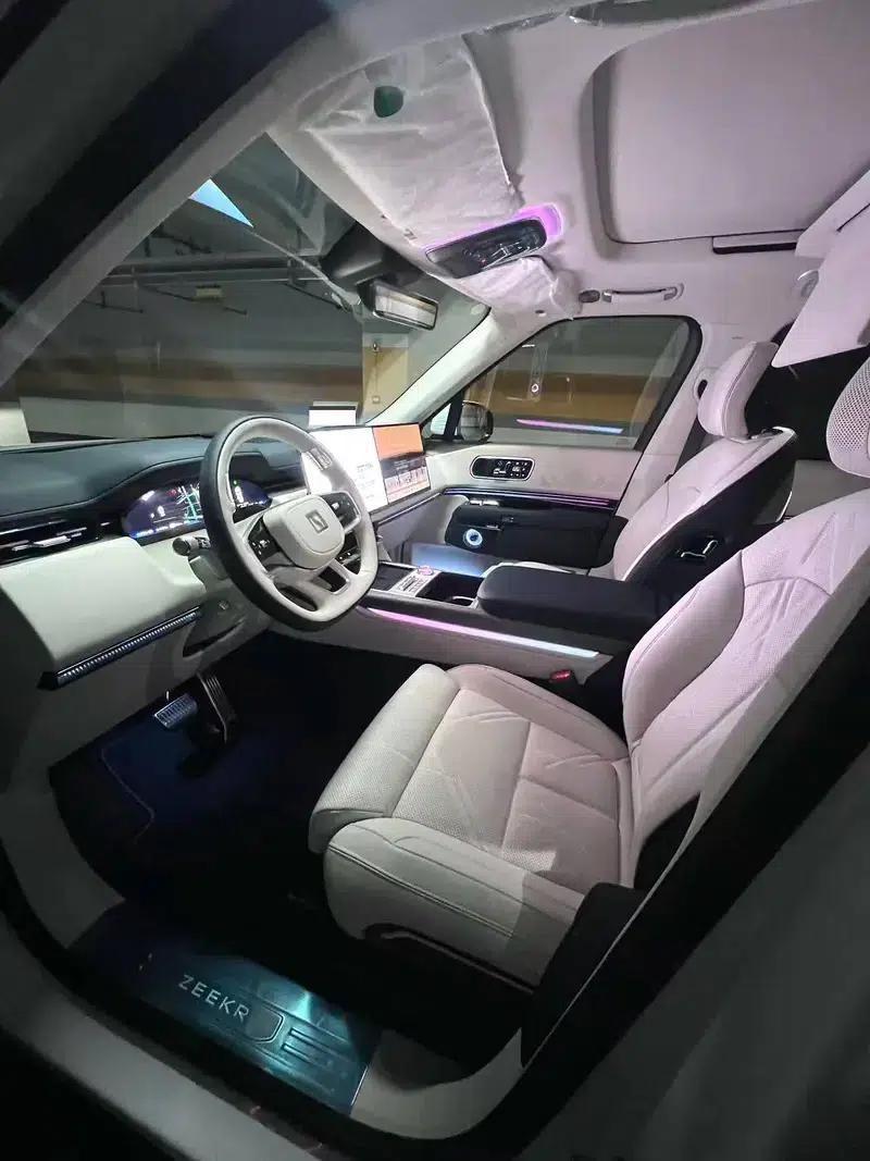 ZEEKR 9X 2025 Hyper Edition 70kWh — миниатюра 10