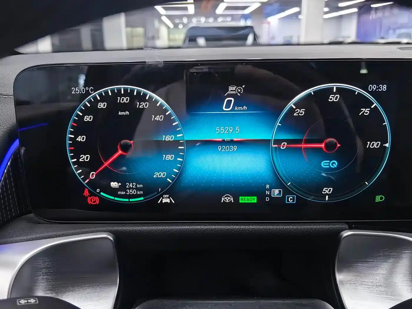 Mercedes-Benz EQB 2022 EQB 350 4MATIC First Edition — миниатюра 16
