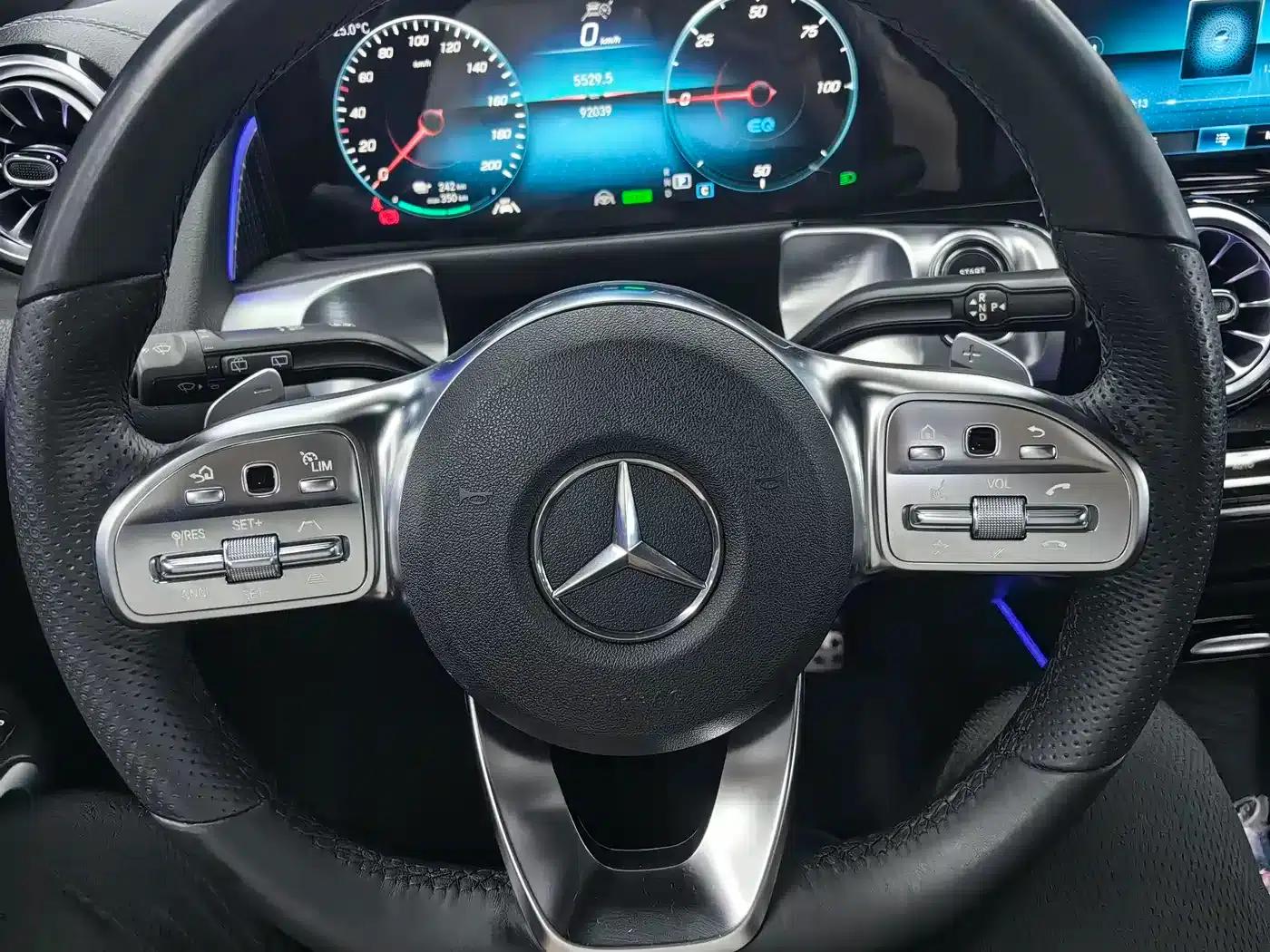 Mercedes-Benz EQB 2022 EQB 350 4MATIC First Edition — миниатюра 17