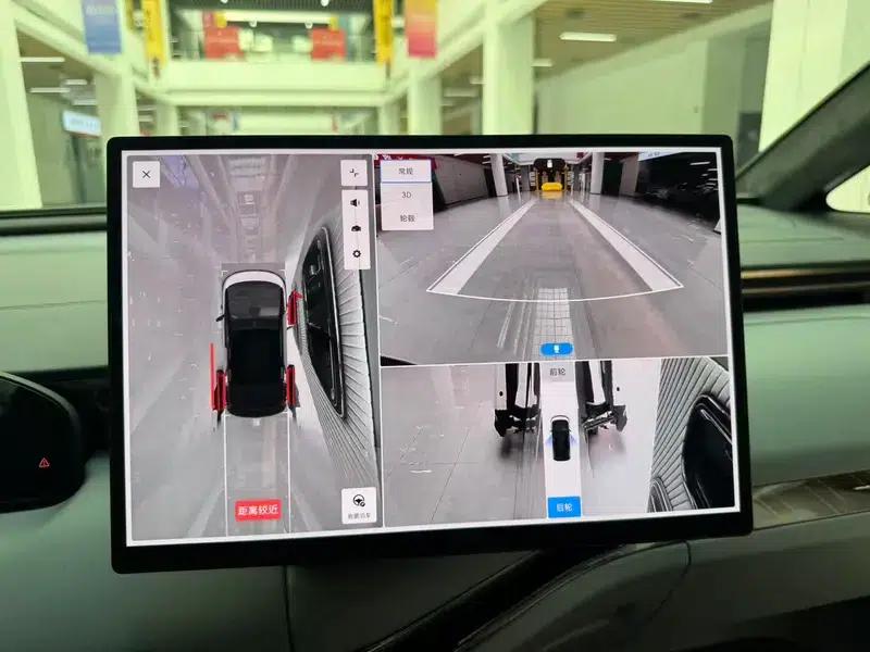 ZEEKR MIX 2025 76kWh Smart Drive Edition — миниатюра 12