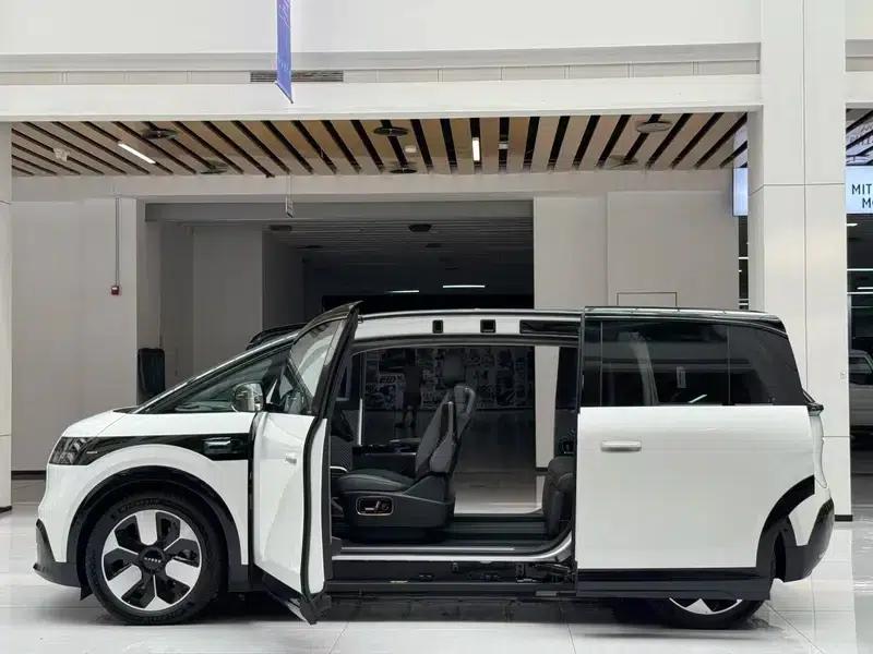 ZEEKR MIX 2025 76kWh Smart Drive Edition — миниатюра 15