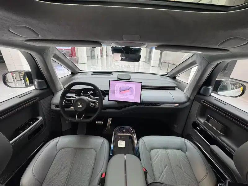 ZEEKR MIX 2025 76kWh Smart Drive Edition — миниатюра 16