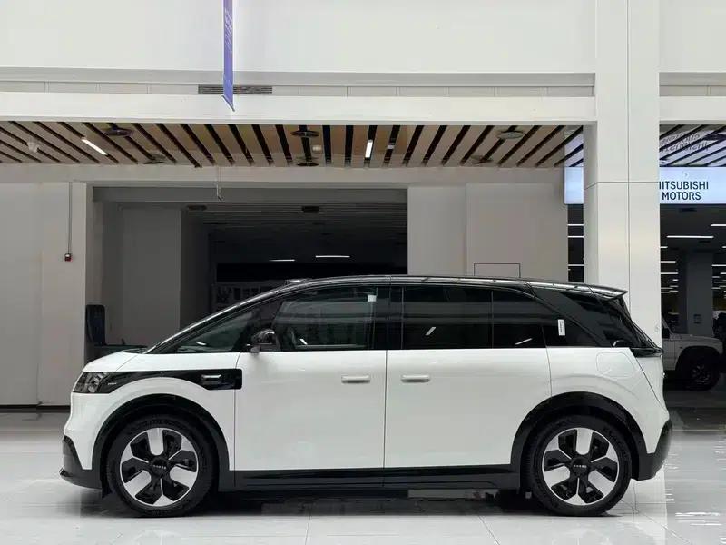 ZEEKR MIX 2025 76kWh Smart Drive Edition — миниатюра 4