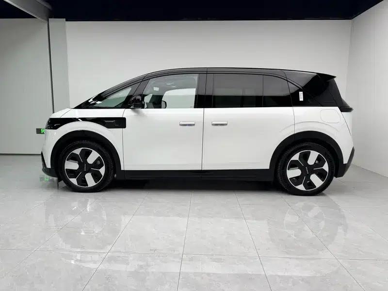ZEEKR MIX 2025 76kWh Smart Drive Edition — миниатюра 4