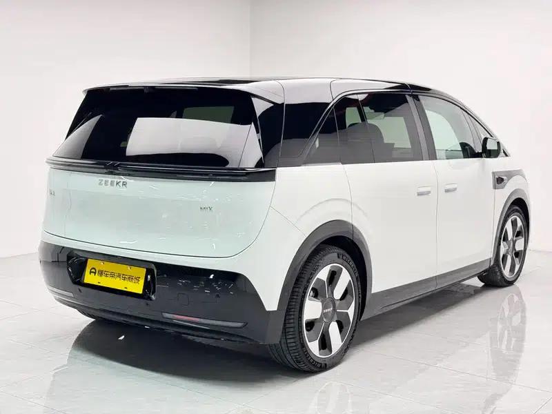 ZEEKR MIX 2025 76kWh Smart Drive Edition — миниатюра 7