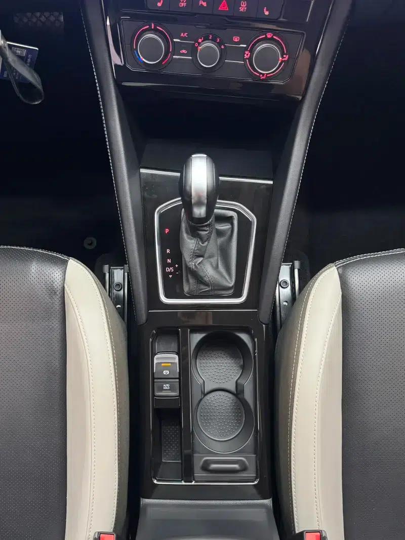 Jetta VS5 2023 280TSI Automatic Entry-Level Edition — миниатюра 13