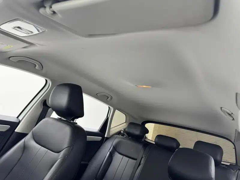 Jetta VS5 2022 280TSI Automatic Entry-Level Edition — миниатюра 24