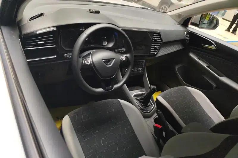 Jetta VS5 2019 280TSI Manual Entry-Level Edition — миниатюра 13