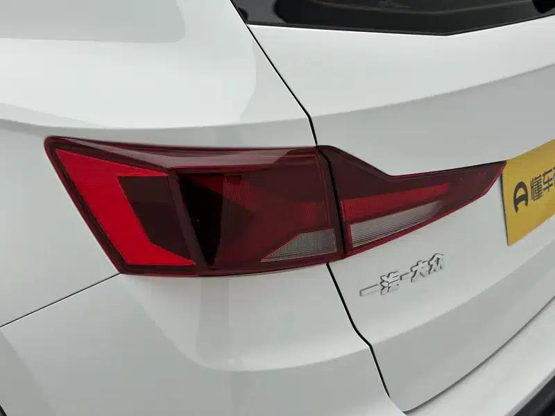 Jetta VS5 2022 280TSI Automatic Enjoy Edition Pro — миниатюра 13