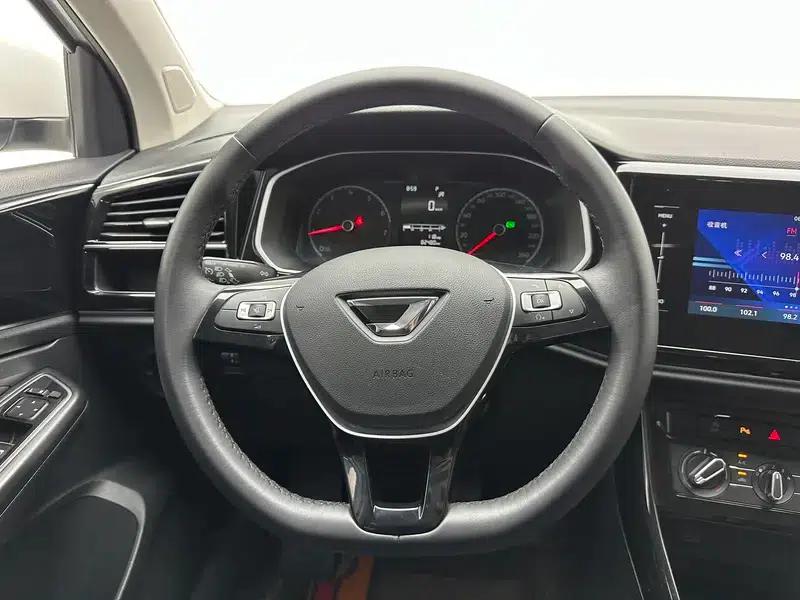 Jetta VS5 2022 280TSI Automatic Enjoy Edition Pro — миниатюра 16