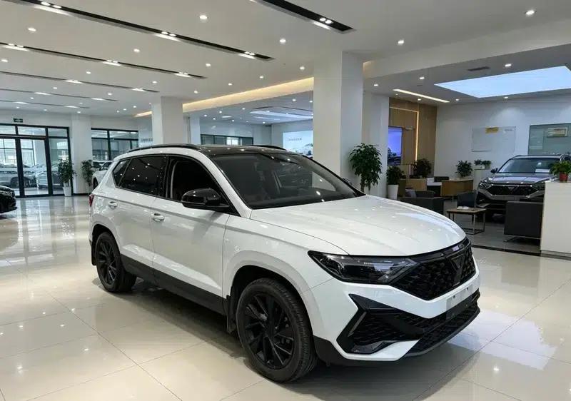 Jetta VS5 2023 280TSI Automatic High-Gloss Enjoy Edition — миниатюра 3