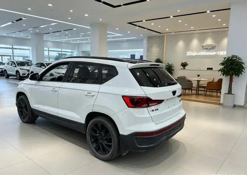 Jetta VS5 2023 280TSI Automatic High-Gloss Enjoy Edition — миниатюра 4
