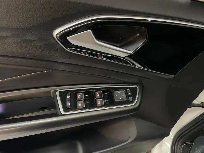 Jetta VS5 2022 280TSI Automatic Glory Edition Pro — миниатюра 22
