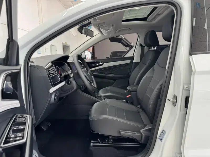 Jetta VS5 2023 280TSI Automatic Enjoy Edition — миниатюра 14