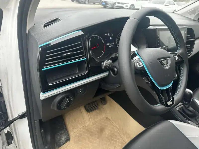 Jetta VS5 2022 280TSI Automatic High-Gloss Enjoy Edition — миниатюра 8