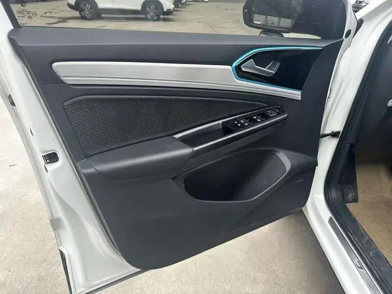 Jetta VS5 2022 280TSI Automatic High-Gloss Enjoy Edition — миниатюра 9