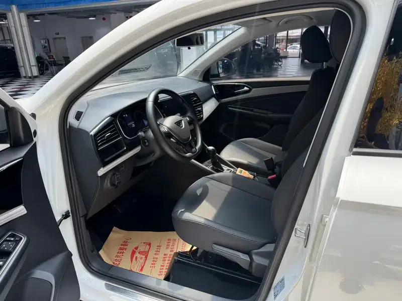 Jetta VS5 2022 280TSI Automatic Entry-Level Edition — миниатюра 18