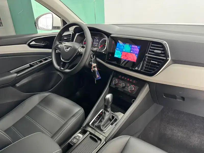 Jetta VS5 2023 280TSI Automatic Entry-Level Edition — миниатюра 9