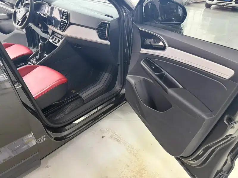 Jetta VS5 2023 280TSI Automatic Entry-Level Edition — миниатюра 12