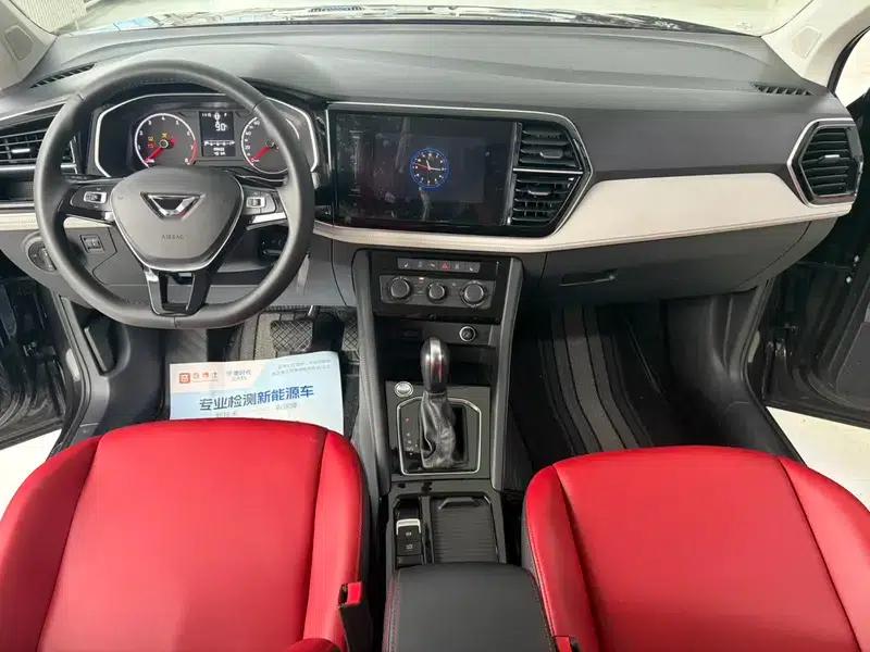 Jetta VS5 2023 280TSI Automatic Entry-Level Edition — миниатюра 13