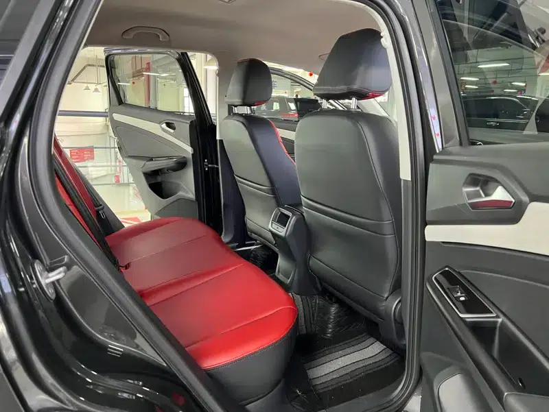 Jetta VS5 2023 280TSI Automatic Entry-Level Edition — миниатюра 17