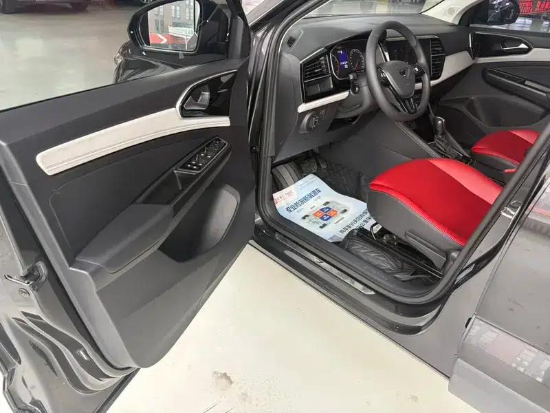 Jetta VS5 2023 280TSI Automatic Entry-Level Edition — миниатюра 9