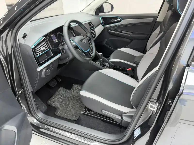 Jetta VS5 2023 280TSI Automatic Enjoy Edition — миниатюра 10