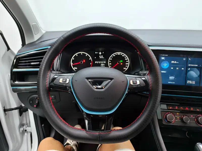 Jetta VS5 2023 280TSI Automatic High-Gloss Enjoy Edition — миниатюра 12
