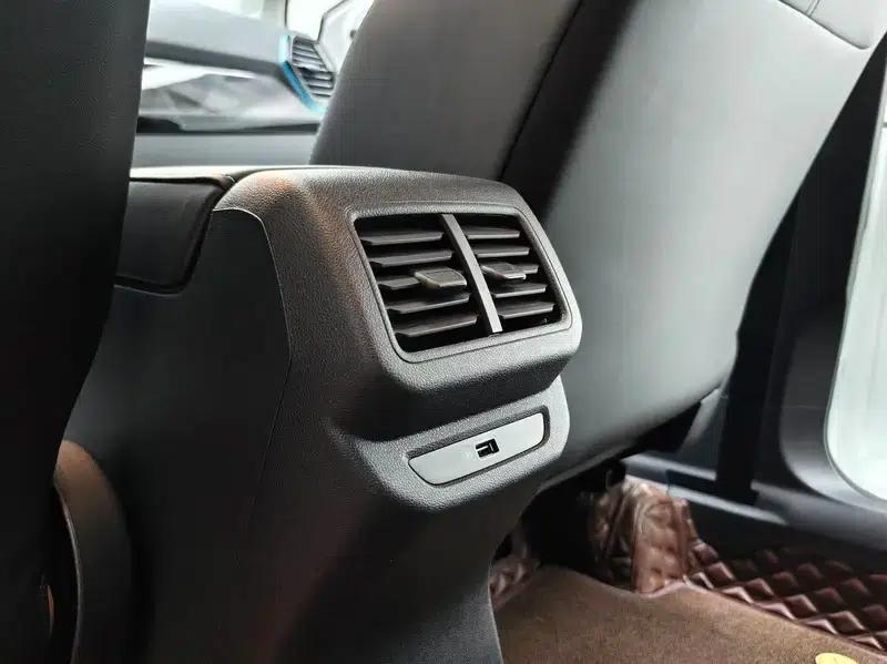 Jetta VS5 2023 280TSI Automatic High-Gloss Enjoy Edition — миниатюра 16
