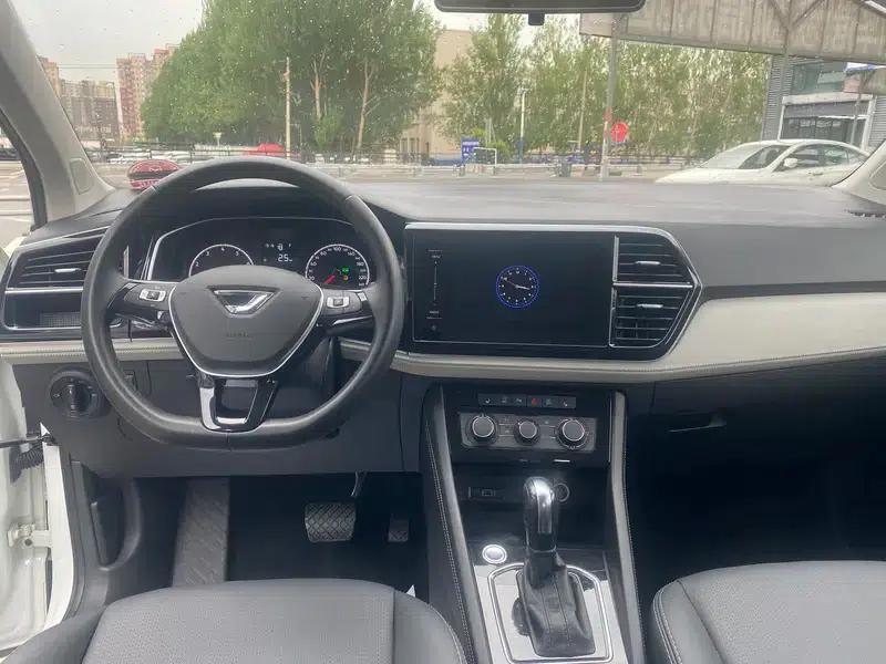 Jetta VS5 2023 280TSI Automatic Entry-Level Edition — миниатюра 14
