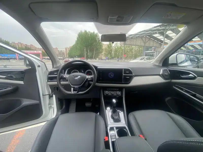 Jetta VS5 2023 280TSI Automatic Entry-Level Edition — миниатюра 10
