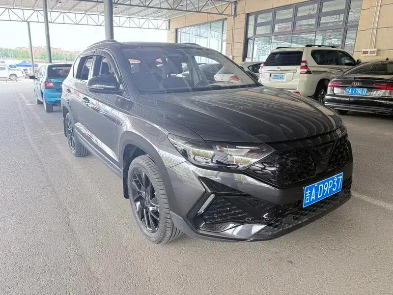 Jetta VS5 2023 280TSI Automatic High-Gloss Enjoy Edition — миниатюра 3