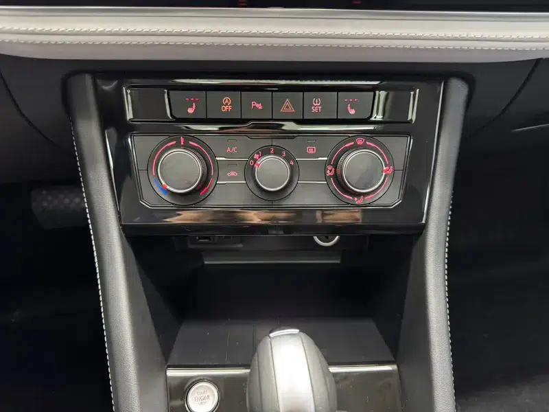 Jetta VS5 2023 280TSI Automatic Enjoy Edition — миниатюра 8