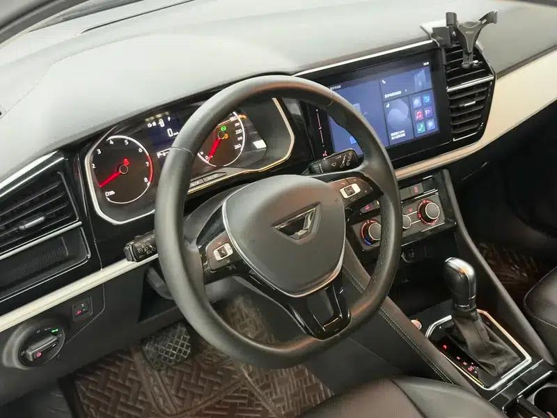 Jetta VS5 2023 280TSI Automatic Enjoy Edition — миниатюра 14