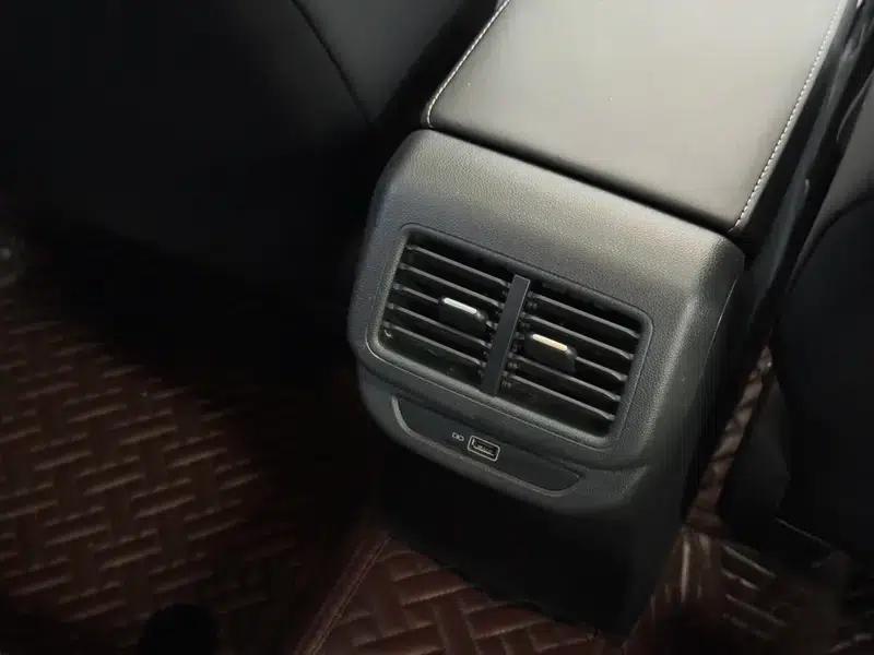 Jetta VS5 2023 280TSI Automatic Enjoy Edition — миниатюра 10