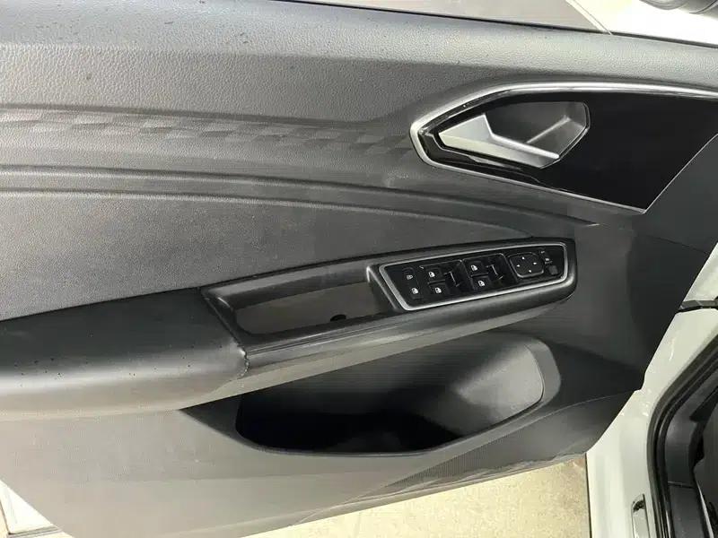 Jetta VS5 2022 280TSI Automatic Entry-Level Edition — миниатюра 12